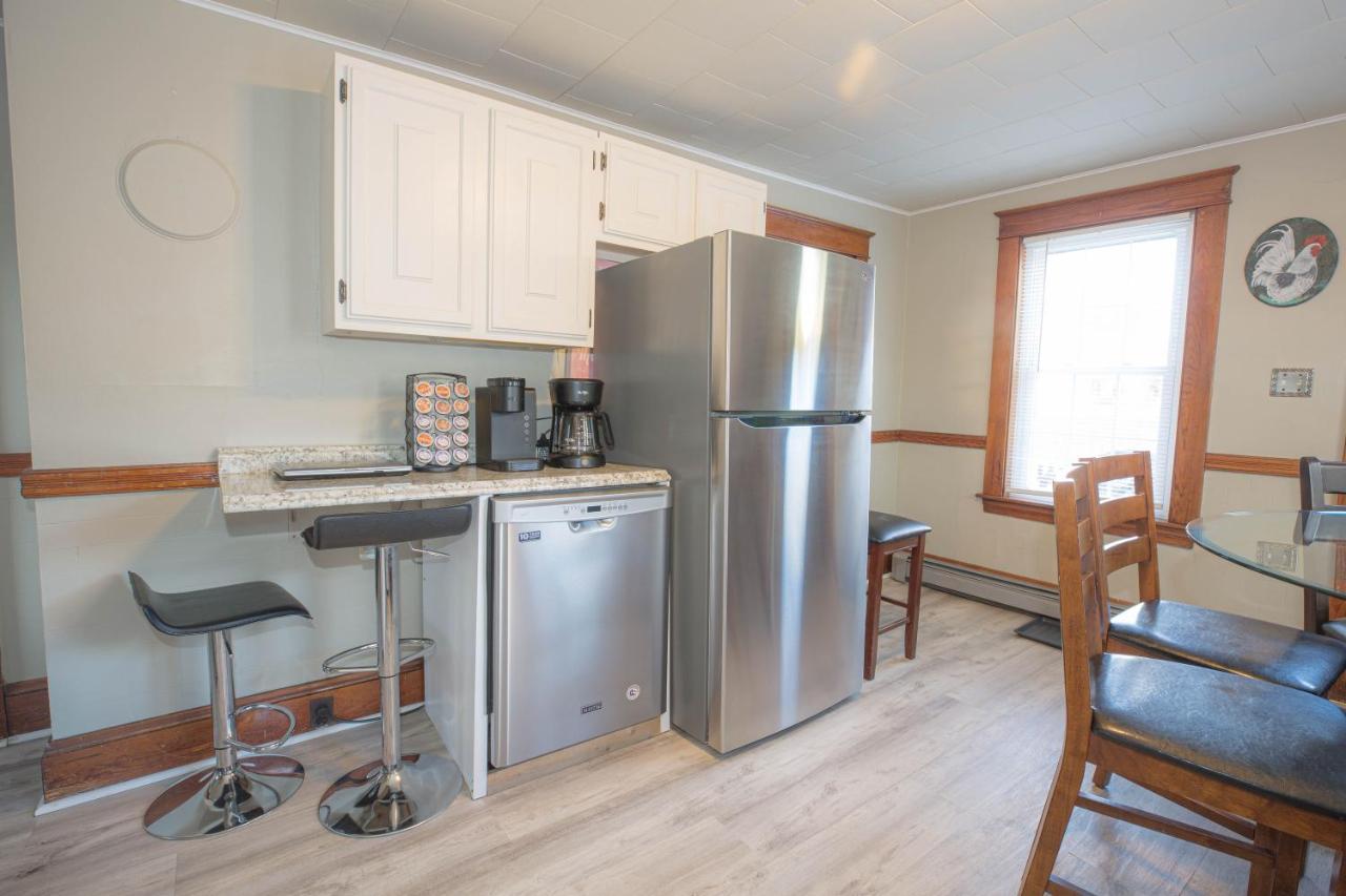 Sunnyside Home Near Sunday River, Black Mountain, Lakes And Hikes Rumford Exteriör bild