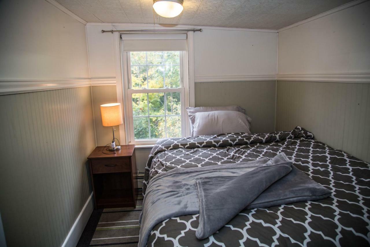 Sunnyside Home Near Sunday River, Black Mountain, Lakes And Hikes Rumford Exteriör bild
